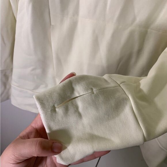 Fabletics Large Ivory Funnel‎ Neck Sweatshirt - Picture 3 of 5